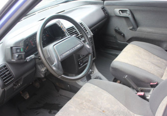 Подержанный автомобиль LADA (ВАЗ) 2110 2000 года (10 фото)