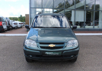 Подержанный автомобиль Chevrolet Niva 2018 года (2 фото)