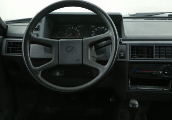 Подержанный автомобиль ЗАЗ 1103 «Славута» 2006 года (13 фото)