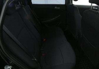 Подержанный автомобиль Hyundai Solaris Sedan 2014 года (11 фото)