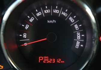 Подержанный автомобиль Kia Soul 2011 года (20 фото)