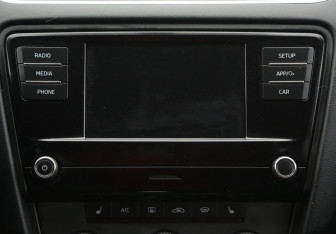 Подержанный автомобиль Skoda Octavia Liftback 2017 года (13 фото)