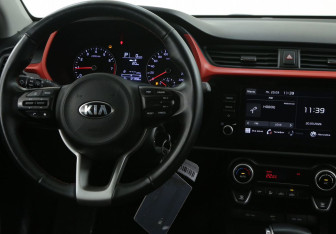 Подержанный автомобиль Kia Rio Hatchback 2021 года (29 фото)
