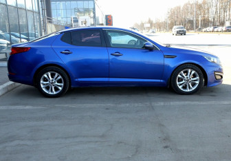 Подержанный автомобиль Kia Optima Sedan 2011 года (7 фото)