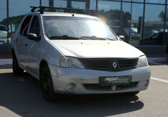 Подержанный автомобиль Renault Logan Sedan 2006 года (1 фото)