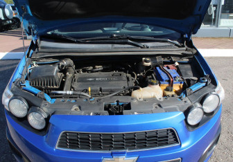 Подержанный автомобиль Chevrolet Aveo Sedan 2012 года (16 фото)