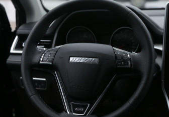 Подержанный автомобиль Haval M6 2024 года (16 фото)