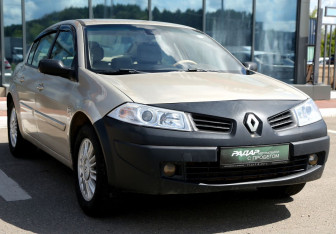 Подержанный автомобиль Renault Megane Sedan 2007 года (1 фото)