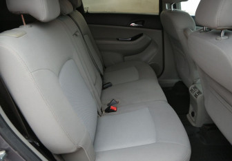 Подержанный автомобиль Chevrolet Orlando 2012 года (11 фото)