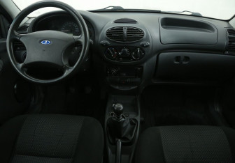 Подержанный автомобиль LADA (ВАЗ) Kalina Wagon 2012 года (12 фото)