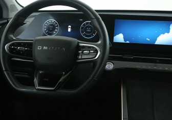 Подержанный автомобиль Omoda C5 2023 года (13 фото)