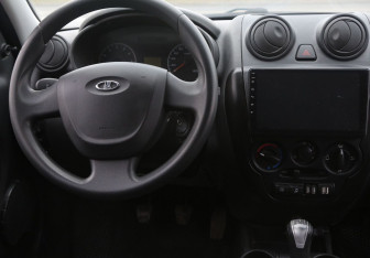 Подержанный автомобиль LADA (ВАЗ) Granta Sedan 2014 года (14 фото)