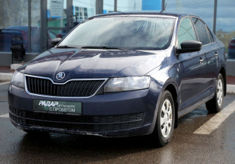 Подержанный автомобиль Skoda Rapid Liftback 2017 года (3 фото)