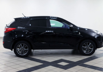Подержанный автомобиль Hyundai ix35 2014 года (4 фото)