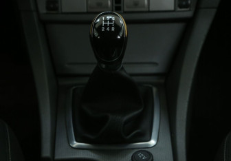 Подержанный автомобиль Ford Focus Hatchback 2010 года (15 фото)