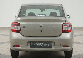 Подержанный автомобиль Renault Logan Sedan 2019 года (3 фото)