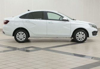 Подержанный автомобиль LADA (ВАЗ) Vesta Sedan 2024 года (5 фото)