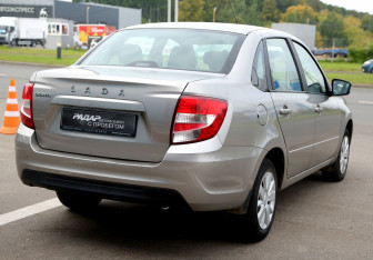 Подержанный автомобиль LADA (ВАЗ) Granta Sedan 2022 года (6 фото)