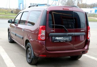 Подержанный автомобиль LADA (ВАЗ) Largus Wagon 2016 года (4 фото)