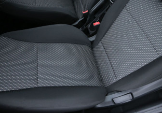 Подержанный автомобиль Kia Rio Sedan 2018 года (17 фото)