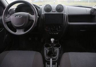 Подержанный автомобиль LADA (ВАЗ) Granta Sedan 2014 года (12 фото)