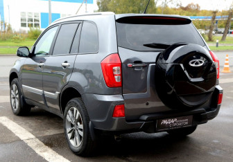 Подержанный автомобиль Chery Tiggo 3 2017 года (4 фото)