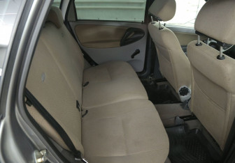 Подержанный автомобиль LADA (ВАЗ) Kalina Wagon 2012 года (11 фото)