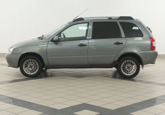 Подержанный автомобиль LADA (ВАЗ) Kalina Wagon 2012 года (8 фото)