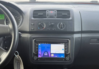 Подержанный автомобиль Skoda Fabia Hatchback 2012 года (13 фото)