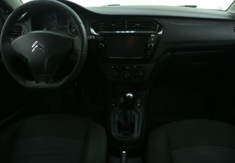 Подержанный автомобиль Citroen C-Elysee 2013 года (12 фото)