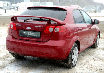 Подержанный автомобиль Chevrolet Lacetti Hatchback 2012 года (6 фото)