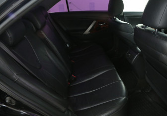 Подержанный автомобиль Toyota Camry Sedan 2009 года (11 фото)