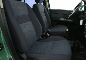Подержанный автомобиль Hyundai Getz 2005 года (10 фото)