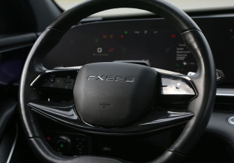 Подержанный автомобиль Exeed RX 2024 года (14 фото)