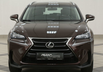 Подержанный автомобиль Lexus NX 2017 года (6 фото)