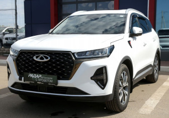 Подержанный автомобиль Chery Tiggo 7 Pro Max 2023 года (3 фото)