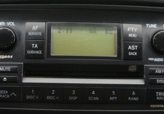 Подержанный автомобиль Toyota Corolla Sedan 2006 года (15 фото)