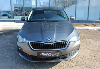 Подержанный автомобиль Skoda Rapid Liftback 2021 года (2 фото)