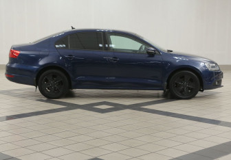 Подержанный автомобиль Volkswagen Jetta Sedan 2011 года (5 фото)