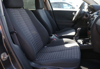Подержанный автомобиль Renault Megane Sedan 2007 года (10 фото)