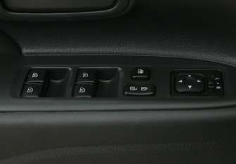 Подержанный автомобиль Mitsubishi Outlander 2022 года (18 фото)