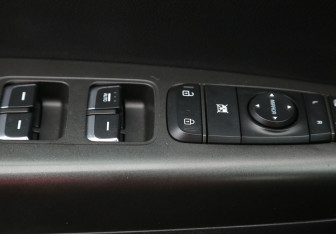 Подержанный автомобиль Kia Sportage 2016 года (17 фото)