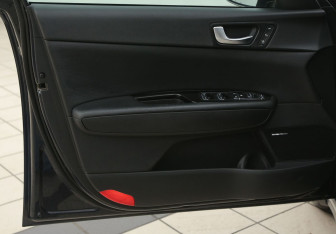 Подержанный автомобиль Kia Optima Sedan 2019 года (21 фото)