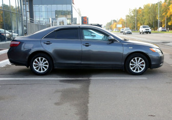 Подержанный автомобиль Toyota Camry Sedan 2008 года (7 фото)