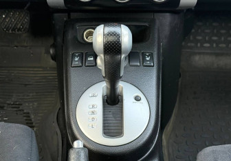 Подержанный автомобиль Nissan X-Trail 2011 года (11 фото)