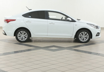 Подержанный автомобиль Hyundai Solaris Sedan 2019 года (5 фото)