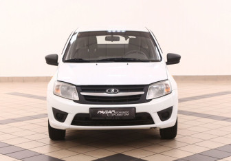 Подержанный автомобиль LADA (ВАЗ) Granta Liftback 2014 года (2 фото)