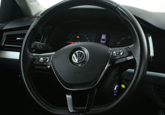 Подержанный автомобиль Volkswagen Bora Sedan 2020 года (16 фото)