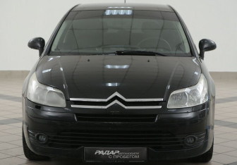 Подержанный автомобиль Citroen C4 Hatchback 2007 года (6 фото)