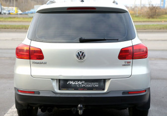 Подержанный автомобиль Volkswagen Tiguan 2012 года (5 фото)